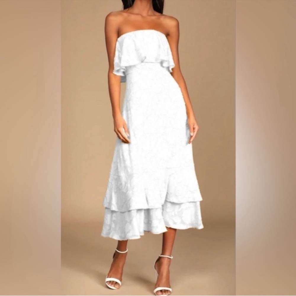 Lulus Love You So Truly‎ White Burnout Asymmetrical Ruffled Strapless Dress New